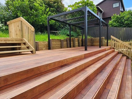 WBS Henderson - customer kwila decking 02
